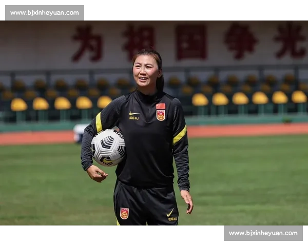 北京女足主场 2-0 完胜广东队 王珊珊王新灵建功